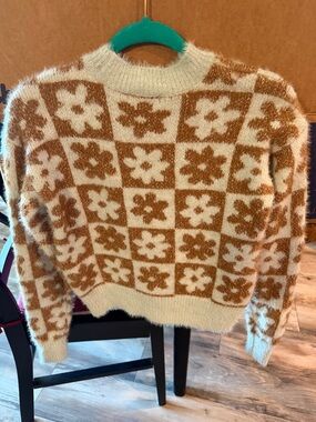 Kohl's Cream and Brown Floral Check Crewneck Sweater